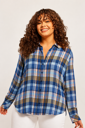 All Cotton Checked Shirt in Blue Tones- Size: L/XL