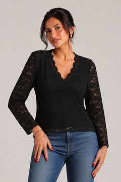 Lace Scalloped Neck Top - Size: L
