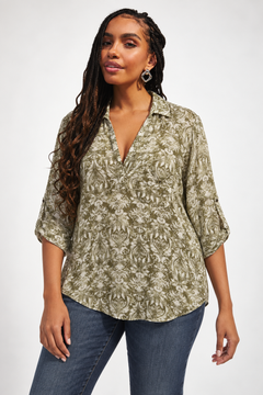 Breathable Fabric Blouse in Light Green- Size: L