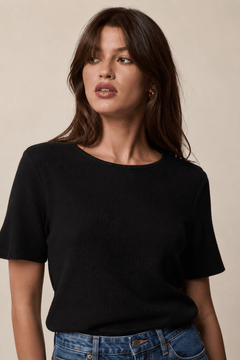 ♦︎ Textured Black Top - Size: L