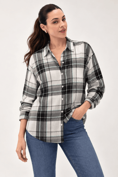 Plaid Cotton Shirt in Long Silhouette- Size: L