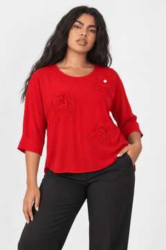 Floral Appliqués Top in Red- Size: XL