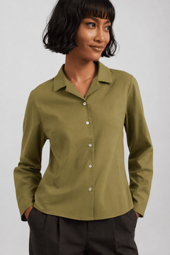 ♦︎ Olive Green Shirt- Size: L