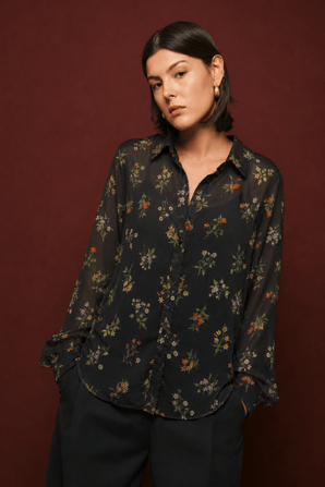Scattered Flowers Blouse in Black Base - Size: S/M
