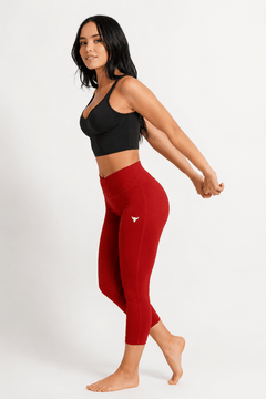 Under Armour Crop Leggings - Size: L