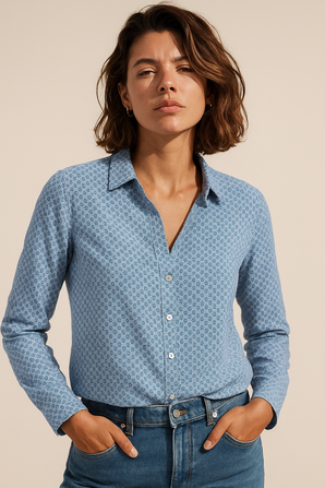100% Viscose Diamond Patterned Shirt - Size: S