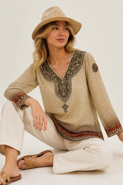 ♦︎ Embroidered Tunic - Size: L