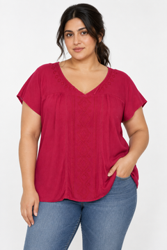 ♦︎ Red Embroidered Blouse - Size: XXL