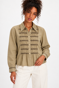 ♦︎ Smocked Beige Blouse - Size: M/L