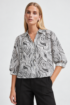 Wavy Black and White Patterned Blouse - Size: M/L