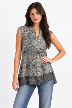 ♦︎  Paisley Pintuck Blouse - Size: M