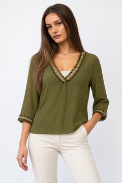♦︎  Embellished V-Neck Blouse - Size: S