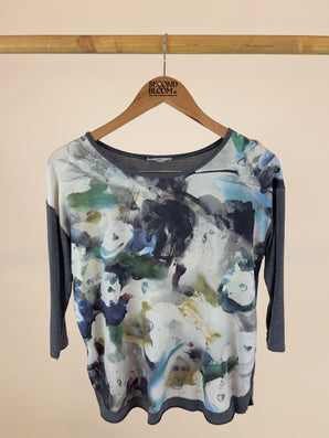 Zara Sweater in Grey Water Color Print - Size: M