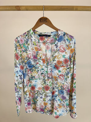 Floral Blouse with Front Pockets - Size: S