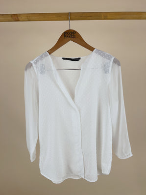 Dot Detail Blouse in Sheer Fabric-Size: M