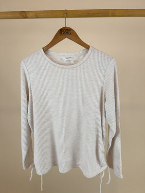 Relaxed-cut Sweater in a Soft Cream Tone-Size: L