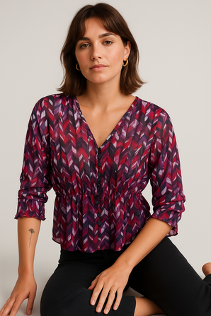 AX 100% Silk Blouse in Bold Abstract Leaf Print - Size: M