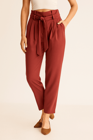 Belted Tapered  Pants - Size: S