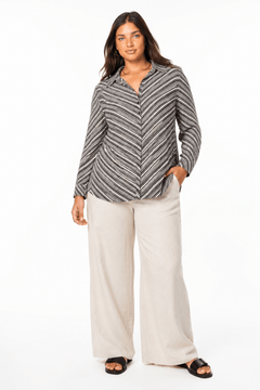 ♦︎ Black & White Striped Blouse - Size: XXL