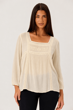 ♦︎ Cream Embroidered Blouse - Size: L