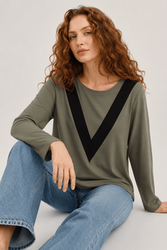 ♦︎  Guess Olive Green Top - Size: M