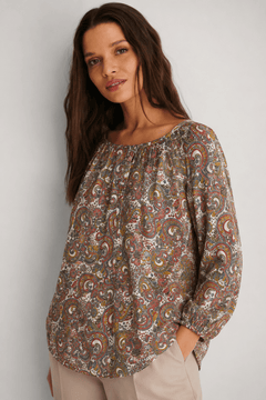 100% Cotton Blouse in Long Silhouette - Size: S/M