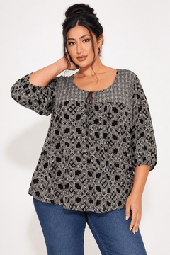 Black & White Viscose Blouse - Size:  XL(Fits:XXL/ XXXL)