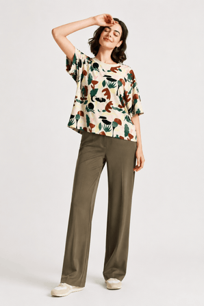 Monki Hilda T-shirt Abstract Print- Size: M