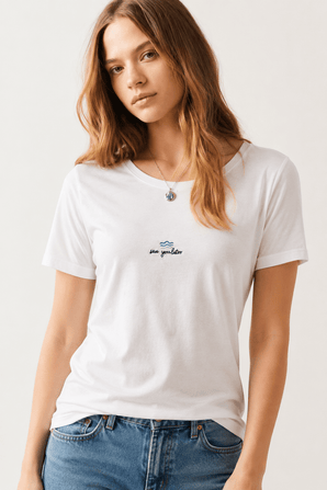 Basic White T-shirt in All Cotton - Size: M