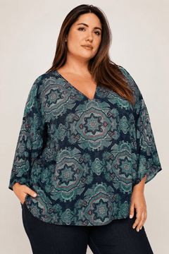 Beaded Blouse with Kimono-style Sleeves- Size: XL/XXL