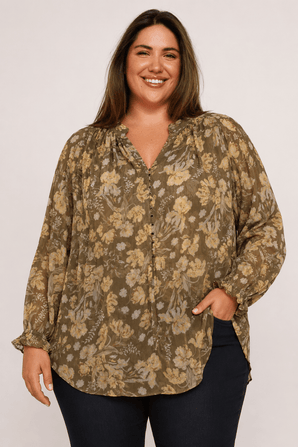 ♦︎ Sheer Button-Front Blouse - Size: XXL