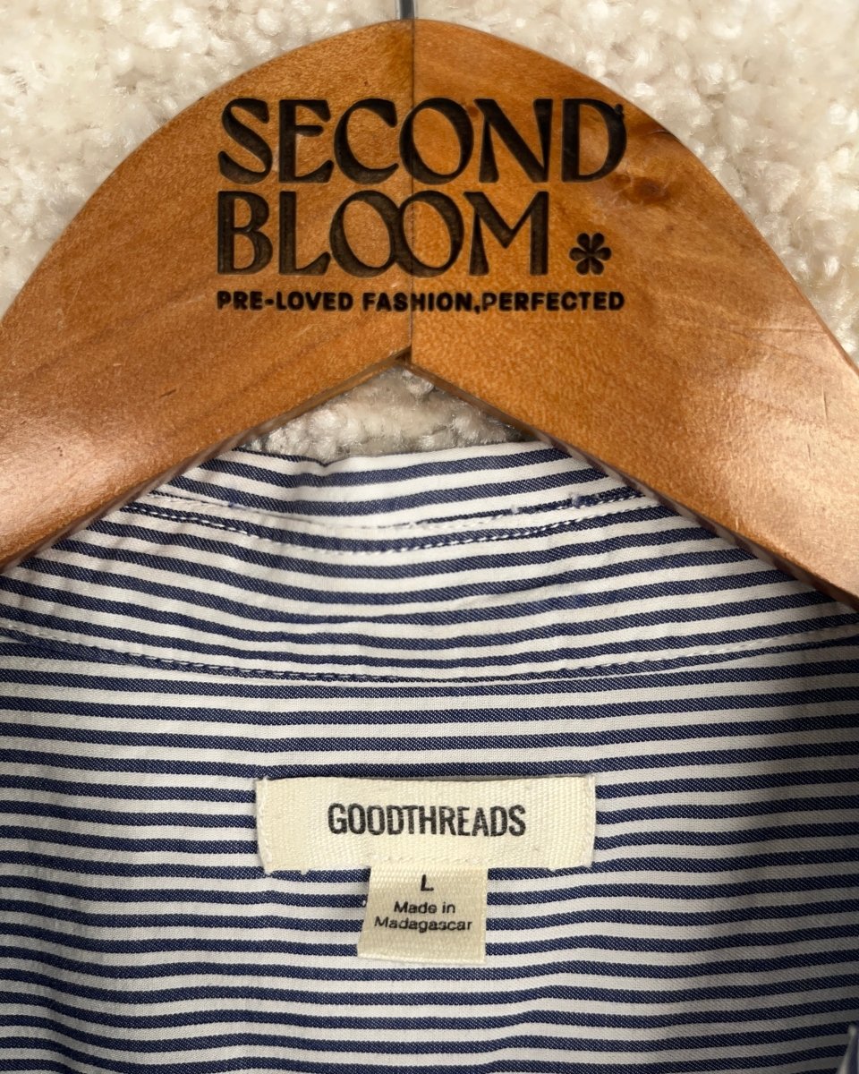 Striped Shirt with Shoulder Pads- Size: L — measurements